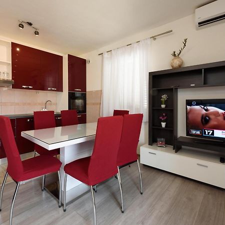 Apartments & Rooms Zaja تروغير الغرفة الصورة