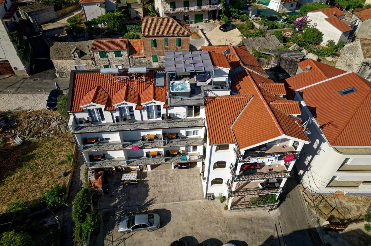Apartments & Rooms Zaja تروغير المظهر الخارجي الصورة