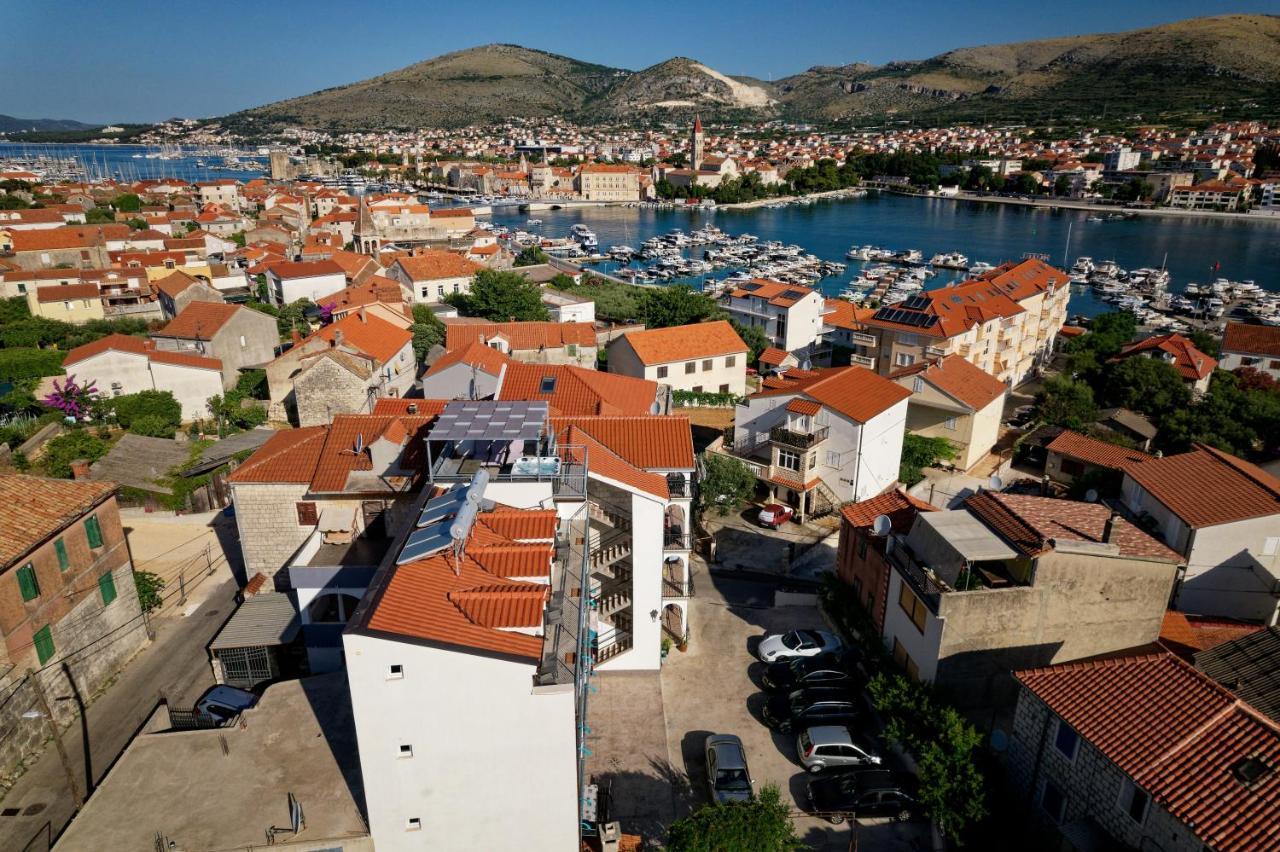 Apartments & Rooms Zaja تروغير المظهر الخارجي الصورة