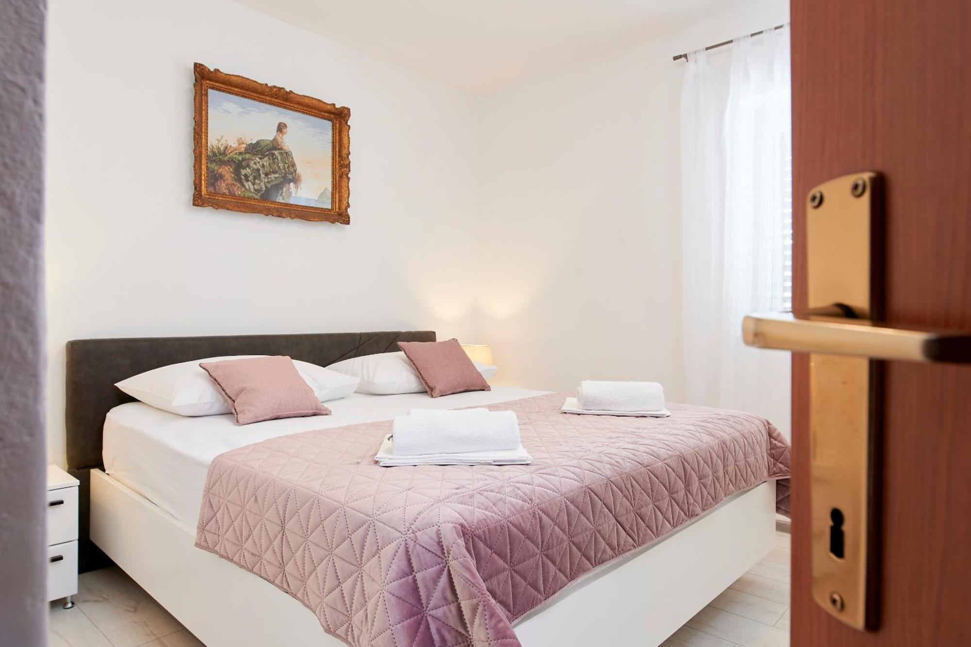 Apartments & Rooms Zaja تروغير الغرفة الصورة